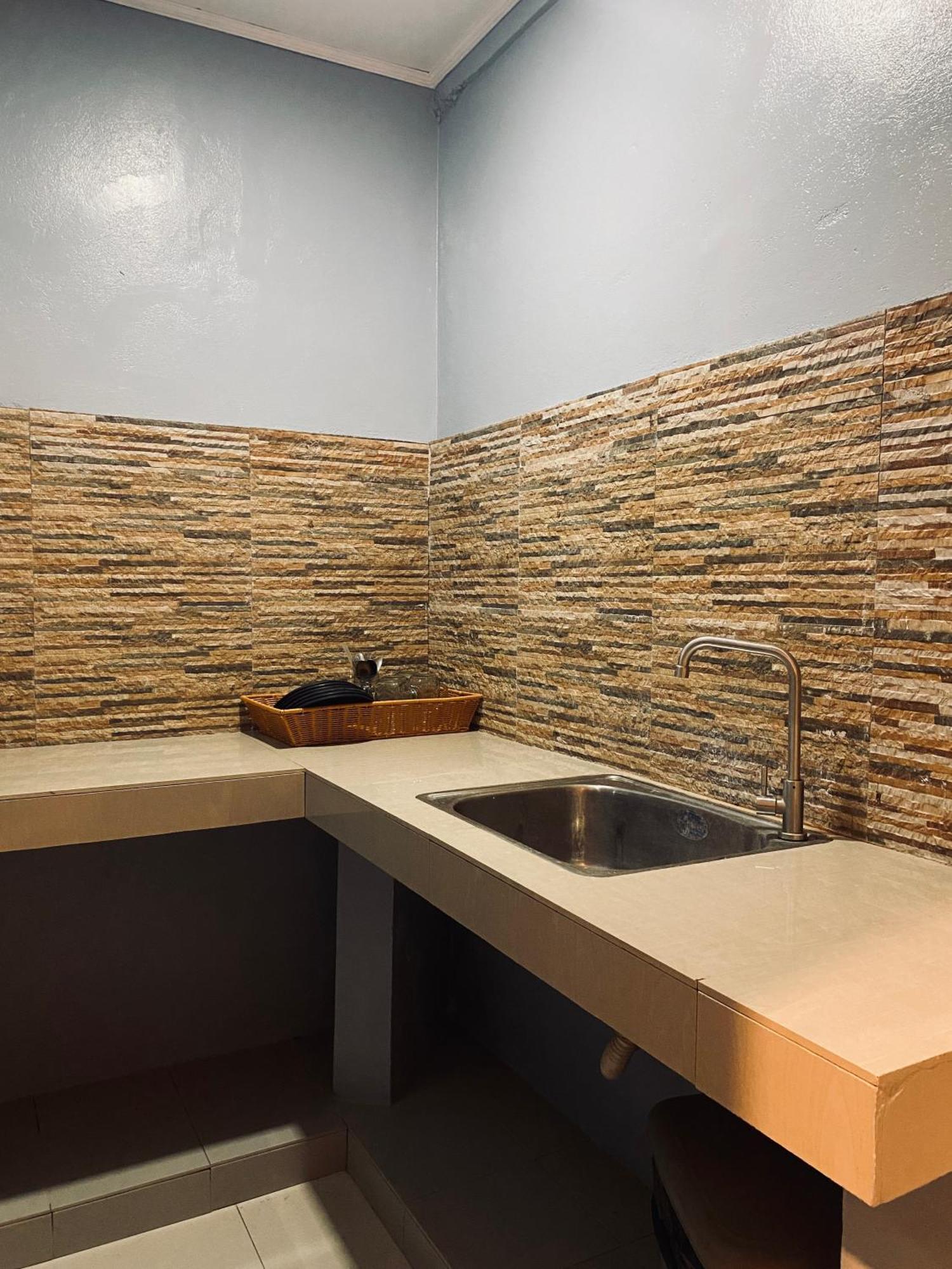 Lakayo Hillside Apartelle San Juan  Eksteriør billede