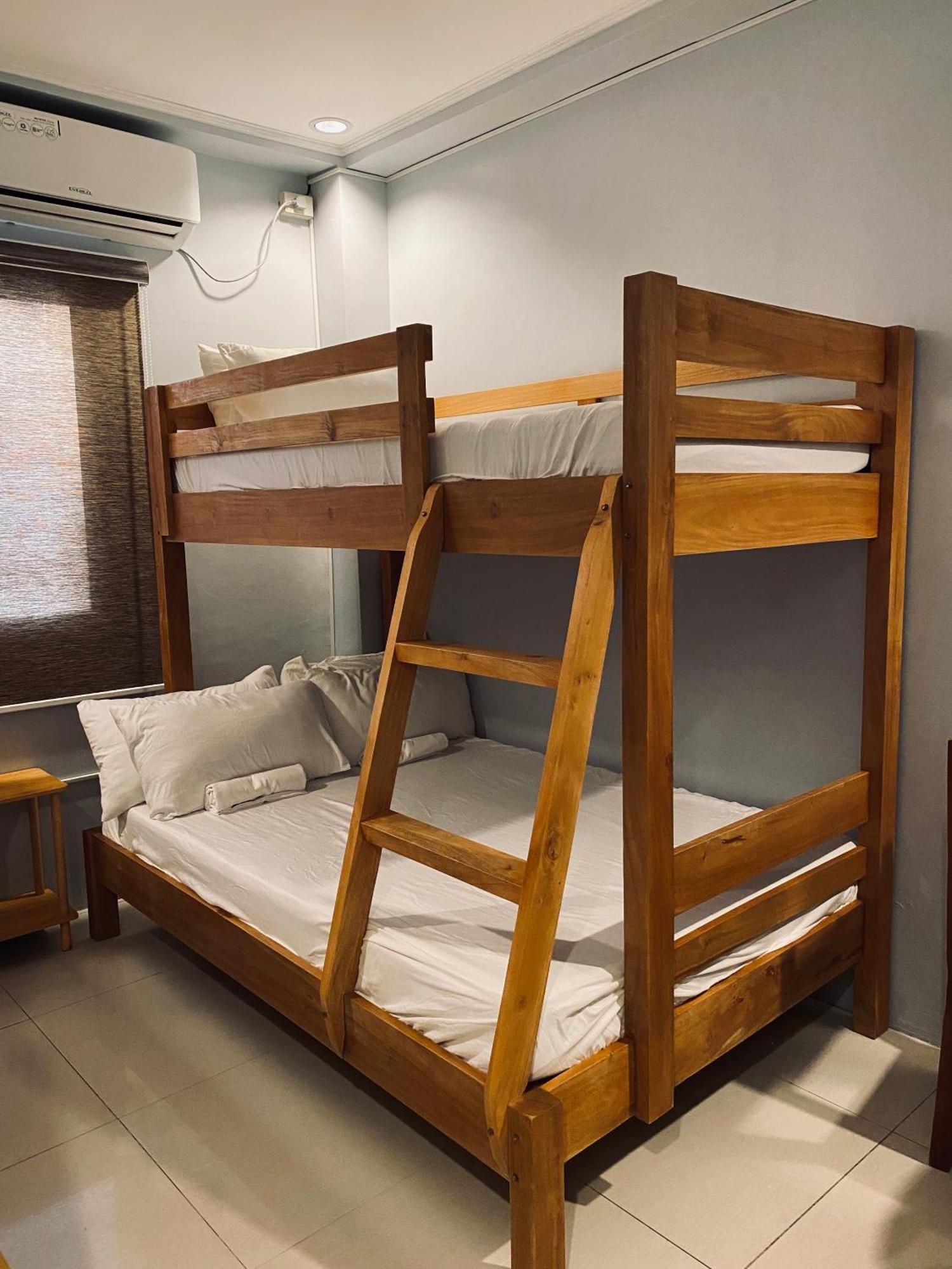 Lakayo Hillside Apartelle San Juan  Eksteriør billede
